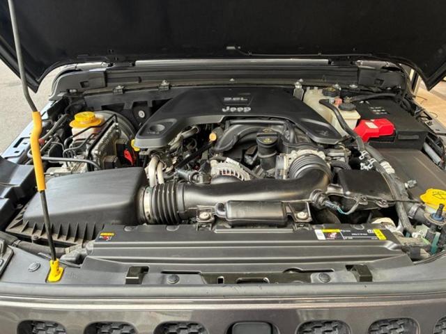 ジープ・ラングラーアンリミテッド スポーツ　４ＷＤ　禁煙車　ＥＴＣ　純正サイドステップ　サイドカメラ　バックカメラ　フロントカメラ　衝突被害軽減システム　パーキングセンサー　Ａライト　オートクルーズコントロール　認定中古車（25枚目）