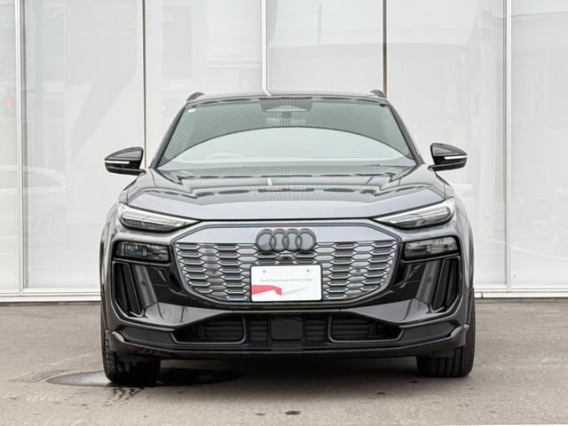Ｑ６ ｅ－トロン クワトロ　アドバンスド　Ｓラインパッケージ　Ｓｌｉｎｅパッケージ◆ダークＡｕｄｉリングス◆ブラックスタイリングパッケージ◆ステアリングヒーター◆電動シート◆シートヒーター（フロント／リヤ）◆スポーツサスペンション◆（2枚目）