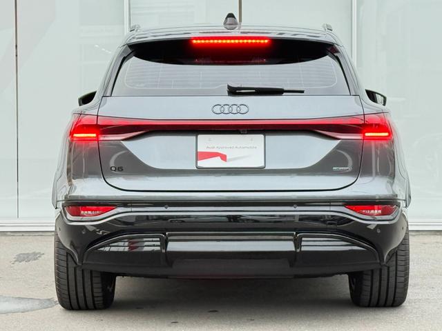 Ｑ６ ｅ－トロン クワトロ　アドバンスド　Ｓラインパッケージ　Ｓｌｉｎｅパッケージ◆ダークＡｕｄｉリングス◆ブラックスタイリングパッケージ◆ステアリングヒーター◆電動シート◆シートヒーター（フロント／リヤ）◆スポーツサスペンション◆（5枚目）