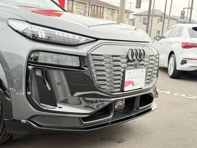Ｑ６ ｅ－トロン クワトロ　アドバンスド　Ｓラインパッケージ　Ｓｌｉｎｅパッケージ◆ダークＡｕｄｉリングス◆ブラックスタイリングパッケージ◆ステアリングヒーター◆電動シート◆シートヒーター（フロント／リヤ）◆スポーツサスペンション◆（9枚目）
