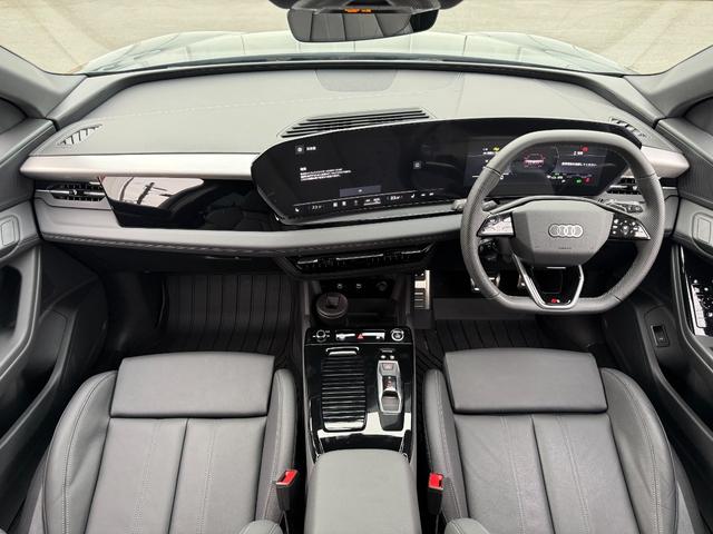 Ｑ６ ｅ－トロン クワトロ　アドバンスド　Ｓラインパッケージ　Ｓｌｉｎｅパッケージ◆ダークＡｕｄｉリングス◆ブラックスタイリングパッケージ◆ステアリングヒーター◆電動シート◆シートヒーター（フロント／リヤ）◆スポーツサスペンション◆（20枚目）