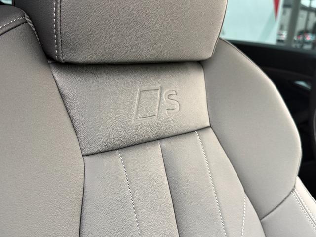 Ｑ６ ｅ－トロン クワトロ　アドバンスド　Ｓラインパッケージ　Ｓｌｉｎｅパッケージ◆ダークＡｕｄｉリングス◆ブラックスタイリングパッケージ◆ステアリングヒーター◆電動シート◆シートヒーター（フロント／リヤ）◆スポーツサスペンション◆（22枚目）