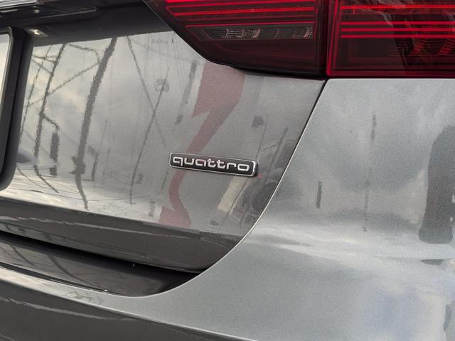 A4アバント 40TDIクワトロ Sライン ◆Sライン◆プラスパッケージ◆アルカンターラレザーシート◆マトリクスLED◆Bang&Olufsen◆マルチカラーアンビエントライト◆全周囲カメラ◆プライバシーガラス◆(12枚目)