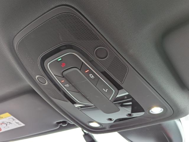 A4アバント 40TDIクワトロ Sライン ◆Sライン◆プラスパッケージ◆アルカンターラレザーシート◆マトリクスLED◆Bang&Olufsen◆マルチカラーアンビエントライト◆全周囲カメラ◆プライバシーガラス◆(46枚目)