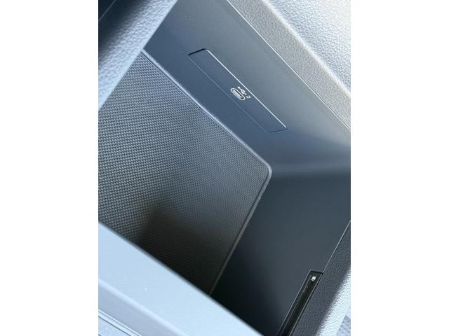 Q5 40TDIクワトロ Sライン ◆車検整備付◆Slineプラスパッケージ◆コンフォートパッケージ◆ブラックスタイリング◆ステアリングヒーター◆プライバシーガラス◆マトリクスLED◆アコースティックガラス◆(27枚目)