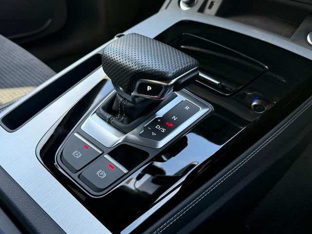 Q5 40TDIクワトロ Sライン ◆車検整備付◆Slineプラスパッケージ◆コンフォートパッケージ◆ブラックスタイリング◆ステアリングヒーター◆プライバシーガラス◆マトリクスLED◆アコースティックガラス◆(30枚目)