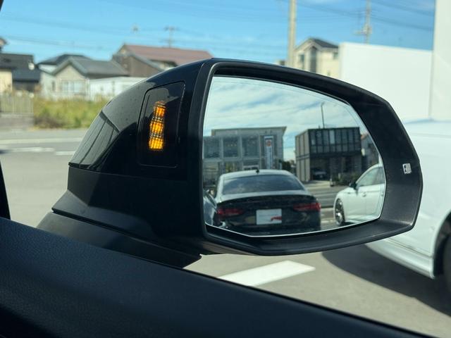 Q5 40TDIクワトロ Sライン ◆車検整備付◆Slineプラスパッケージ◆コンフォートパッケージ◆ブラックスタイリング◆ステアリングヒーター◆プライバシーガラス◆マトリクスLED◆アコースティックガラス◆(68枚目)