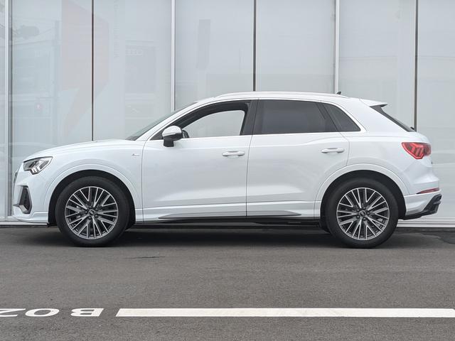 Q3 35TFSI Sライン ◆パーシャルレザーシート◆マルチカラーアンビエントライト◆フルセグTV◆アダプティブクルーズコントロール◆シートヒーター◆ドライブセレクト◆サラウンドビューカメラ◆(3枚目)