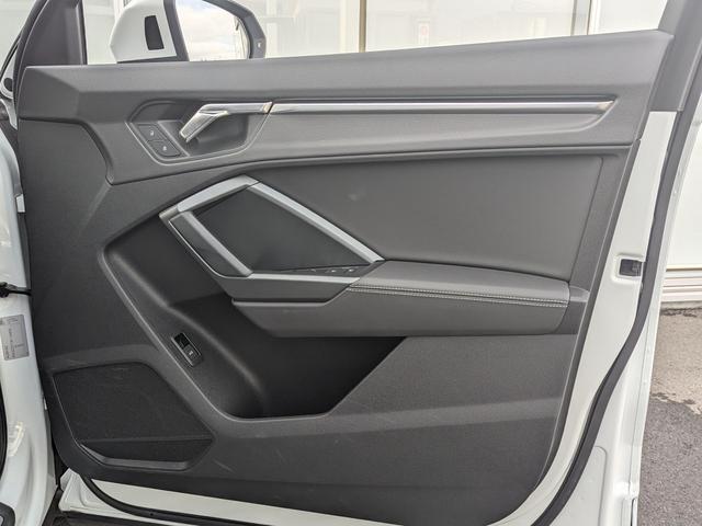 Q3 35TFSI Sライン ◆パーシャルレザーシート◆マルチカラーアンビエントライト◆フルセグTV◆アダプティブクルーズコントロール◆シートヒーター◆ドライブセレクト◆サラウンドビューカメラ◆(19枚目)
