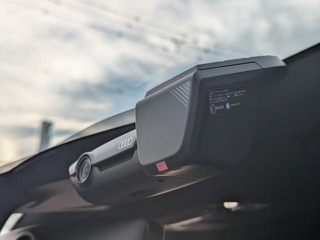 Q3 35TFSI Sライン ◆パーシャルレザーシート◆マルチカラーアンビエントライト◆フルセグTV◆アダプティブクルーズコントロール◆シートヒーター◆ドライブセレクト◆サラウンドビューカメラ◆(55枚目)