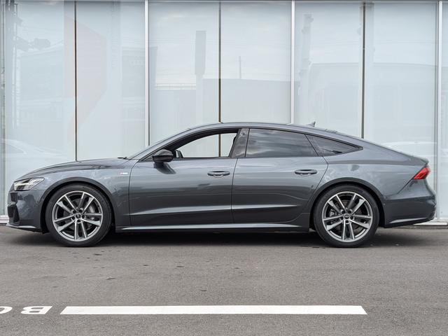 Ａ７スポーツバック ４５ＴＦＳＩクワトロ　Ｓラインパッケージ　Ｓｌｉｎｅ◆バルコナレザー◆シートベンチレーション◆ブラックスタイリング◆マルチカラーアンビエントライト◆ＨＤマトリクスＬＥＤ◆ステアリングヒーター◆シートメモリー◆全周囲カメラ（3枚目）