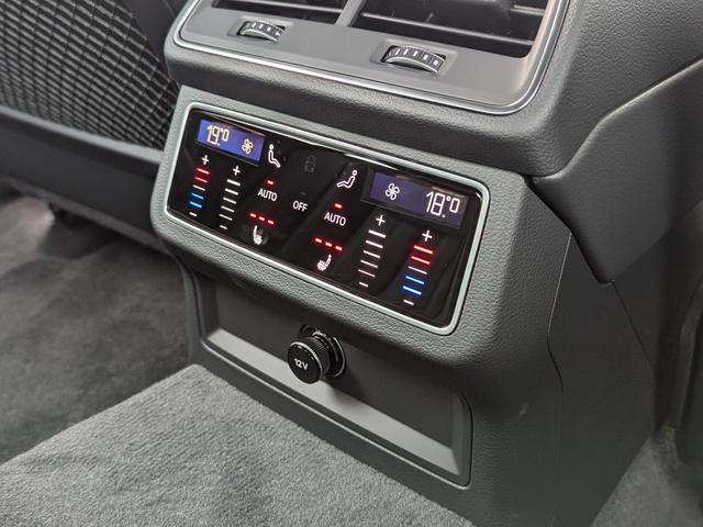 Ａ７スポーツバック ４５ＴＦＳＩクワトロ　Ｓラインパッケージ　Ｓｌｉｎｅ◆バルコナレザー◆シートベンチレーション◆ブラックスタイリング◆マルチカラーアンビエントライト◆ＨＤマトリクスＬＥＤ◆ステアリングヒーター◆シートメモリー◆全周囲カメラ（22枚目）