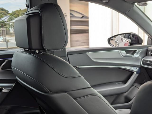 Ａ７スポーツバック ４５ＴＦＳＩクワトロ　Ｓラインパッケージ　Ｓｌｉｎｅ◆バルコナレザー◆シートベンチレーション◆ブラックスタイリング◆マルチカラーアンビエントライト◆ＨＤマトリクスＬＥＤ◆ステアリングヒーター◆シートメモリー◆全周囲カメラ（29枚目）