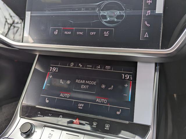 Ａ７スポーツバック ４５ＴＦＳＩクワトロ　Ｓラインパッケージ　Ｓｌｉｎｅ◆バルコナレザー◆シートベンチレーション◆ブラックスタイリング◆マルチカラーアンビエントライト◆ＨＤマトリクスＬＥＤ◆ステアリングヒーター◆シートメモリー◆全周囲カメラ（57枚目）