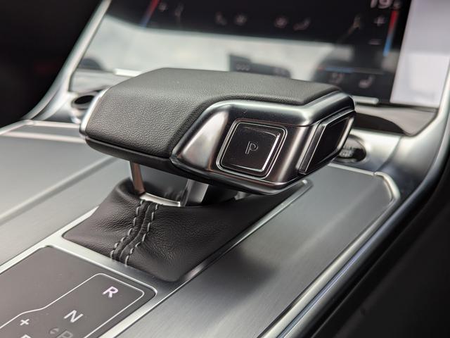 Ａ７スポーツバック ４５ＴＦＳＩクワトロ　Ｓラインパッケージ　Ｓｌｉｎｅ◆バルコナレザー◆シートベンチレーション◆ブラックスタイリング◆マルチカラーアンビエントライト◆ＨＤマトリクスＬＥＤ◆ステアリングヒーター◆シートメモリー◆全周囲カメラ（64枚目）