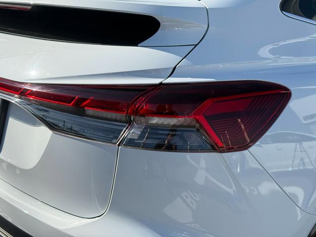 Ｑ４スポーツバック ｅ－トロン ４０ｅ－トロン　Ｓライン　Ｓｌｉｎｅ◆パーシャルレザー◆アコースティックガラス◆マトリクスＬＥＤ◆マルチカラーアンビエントライト◆シートヒーター◆ワイヤレスチャージング◆リヤシートＵＳＢ◆ＣａｒＰｌａｙ（10枚目）