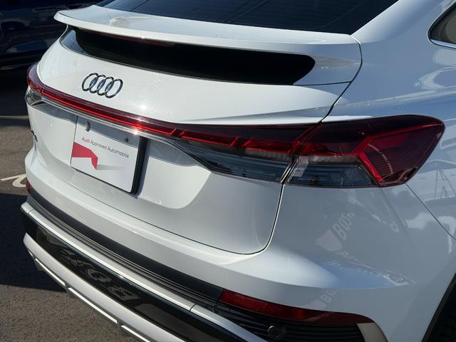 Ｑ４スポーツバック ｅ－トロン ４０ｅ－トロン　Ｓライン　Ｓｌｉｎｅ◆パーシャルレザー◆アコースティックガラス◆マトリクスＬＥＤ◆マルチカラーアンビエントライト◆シートヒーター◆ワイヤレスチャージング◆リヤシートＵＳＢ◆ＣａｒＰｌａｙ（11枚目）