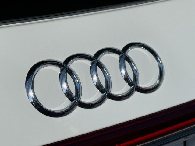 Ｑ４スポーツバック ｅ－トロン ４０ｅ－トロン　Ｓライン　Ｓｌｉｎｅ◆パーシャルレザー◆アコースティックガラス◆マトリクスＬＥＤ◆マルチカラーアンビエントライト◆シートヒーター◆ワイヤレスチャージング◆リヤシートＵＳＢ◆ＣａｒＰｌａｙ（14枚目）