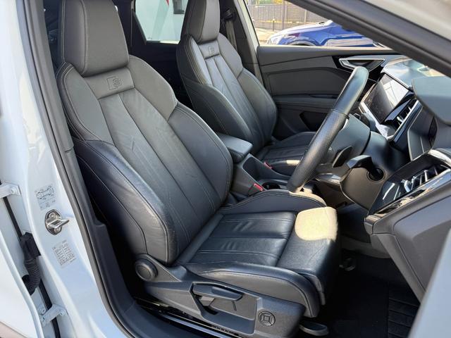 Ｑ４スポーツバック ｅ－トロン ４０ｅ－トロン　Ｓライン　Ｓｌｉｎｅ◆パーシャルレザー◆アコースティックガラス◆マトリクスＬＥＤ◆マルチカラーアンビエントライト◆シートヒーター◆ワイヤレスチャージング◆リヤシートＵＳＢ◆ＣａｒＰｌａｙ（19枚目）