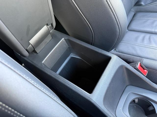 Ｑ４スポーツバック ｅ－トロン ４０ｅ－トロン　Ｓライン　Ｓｌｉｎｅ◆パーシャルレザー◆アコースティックガラス◆マトリクスＬＥＤ◆マルチカラーアンビエントライト◆シートヒーター◆ワイヤレスチャージング◆リヤシートＵＳＢ◆ＣａｒＰｌａｙ（22枚目）