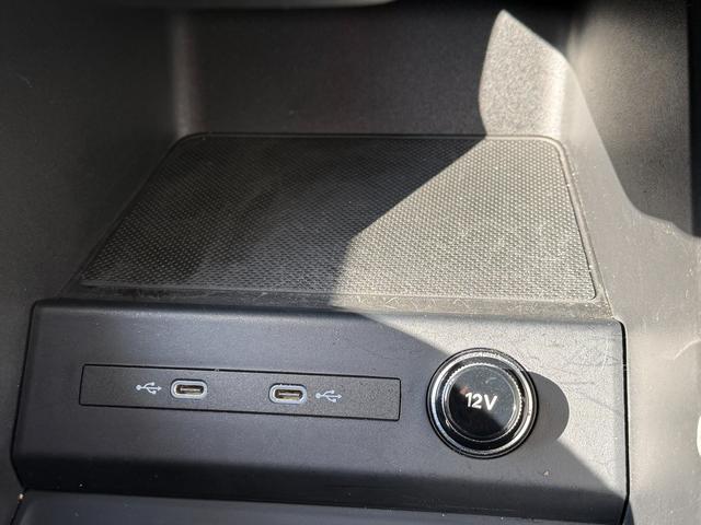 Ｑ４スポーツバック ｅ－トロン ４０ｅ－トロン　Ｓライン　Ｓｌｉｎｅ◆パーシャルレザー◆アコースティックガラス◆マトリクスＬＥＤ◆マルチカラーアンビエントライト◆シートヒーター◆ワイヤレスチャージング◆リヤシートＵＳＢ◆ＣａｒＰｌａｙ（25枚目）