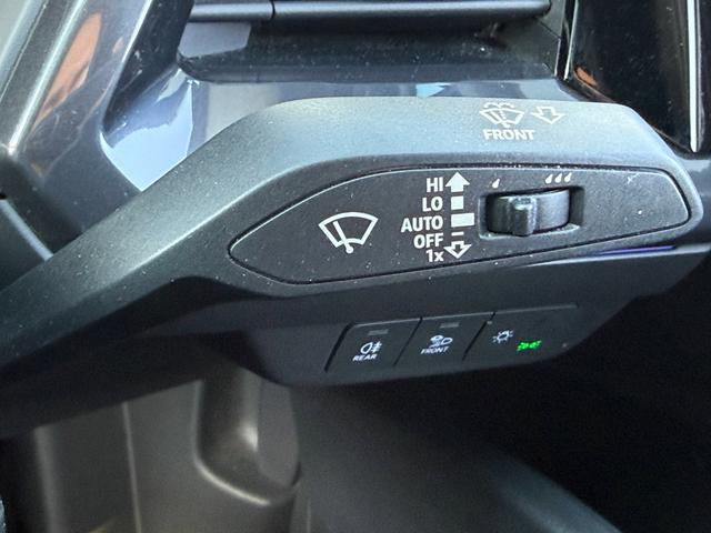 Ｑ４スポーツバック ｅ－トロン ４０ｅ－トロン　Ｓライン　Ｓｌｉｎｅ◆パーシャルレザー◆アコースティックガラス◆マトリクスＬＥＤ◆マルチカラーアンビエントライト◆シートヒーター◆ワイヤレスチャージング◆リヤシートＵＳＢ◆ＣａｒＰｌａｙ（58枚目）