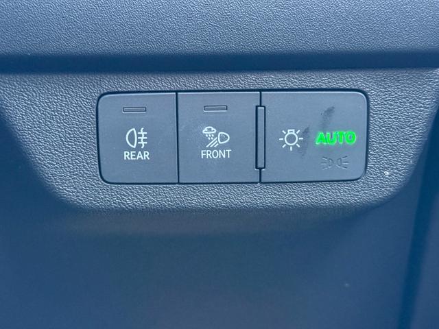 Ｑ４スポーツバック ｅ－トロン ４０ｅ－トロン　Ｓライン　Ｓｌｉｎｅ◆パーシャルレザー◆アコースティックガラス◆マトリクスＬＥＤ◆マルチカラーアンビエントライト◆シートヒーター◆ワイヤレスチャージング◆リヤシートＵＳＢ◆ＣａｒＰｌａｙ（67枚目）