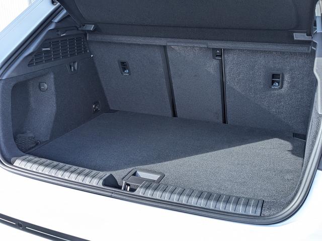 A3 スポーツバック30TFSIアドバンスド TV◆電動シート◆シートヒーター◆サイドアシスト◆リヤカメラ◆アダプティブクルーズアシスト◆バーチャルコックピットプラス◆ハイビームアシスト◆CarPlay◆(14枚目)