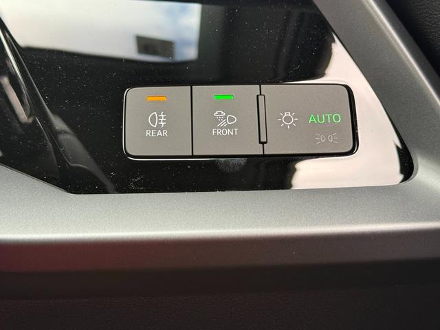 A3 スポーツバック30TFSIアドバンスド TV◆電動シート◆シートヒーター◆サイドアシスト◆リヤカメラ◆アダプティブクルーズアシスト◆バーチャルコックピットプラス◆ハイビームアシスト◆CarPlay◆(57枚目)