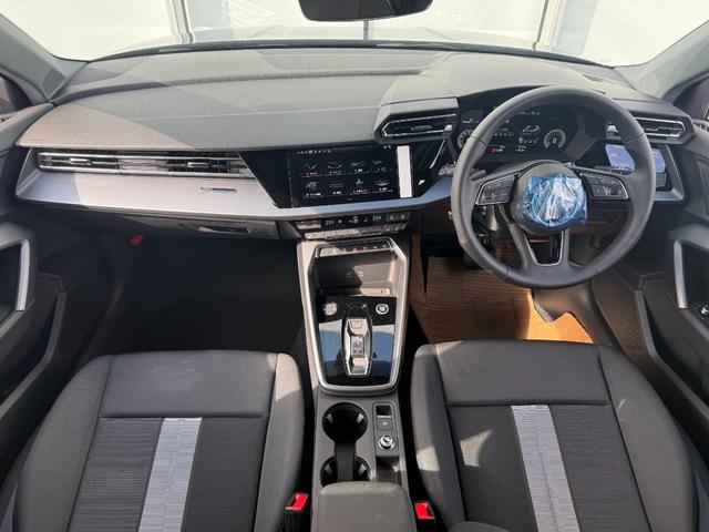 A3 スポーツバック30TFSIアドバンスド TV◆電動シート◆シートヒーター◆サイドアシスト◆リヤカメラ◆アダプティブクルーズアシスト◆バーチャルコックピットプラス◆ハイビームアシスト◆CarPlay◆(17枚目)