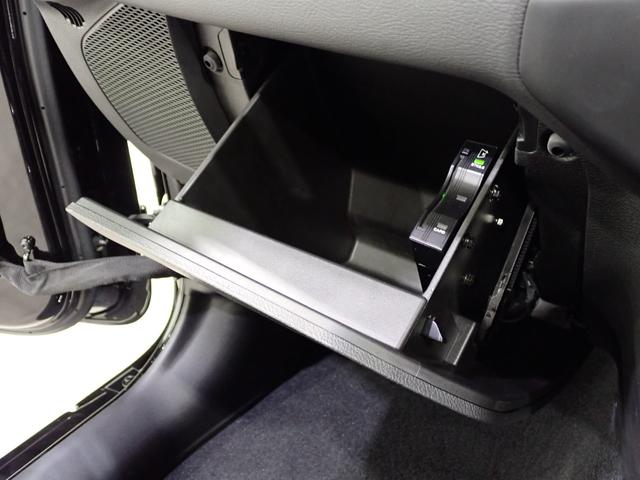 ジープ・ラングラーアンリミテッド サハラ　認定中古車保証１年付帯　Ａｐｐｌｅｃａｒｐｌａｙ　Ａｎｄｒｏｉｄａｕｔｏ　レザーシート　シートヒーター　ハンドルヒーター　ＥＴＣ２．０　ＬＥＤヘッドライト　バックカメラ　サイドカメラ（58枚目）
