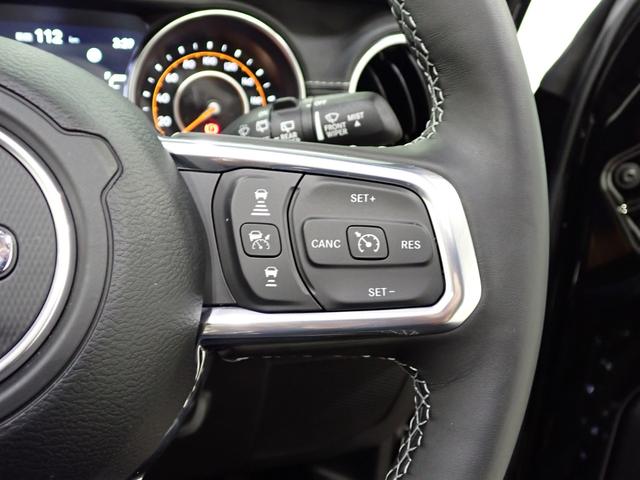 ジープ・ラングラーアンリミテッド サハラ　認定中古車保証１年付帯　Ａｐｐｌｅｃａｒｐｌａｙ　Ａｎｄｒｏｉｄａｕｔｏ　レザーシート　シートヒーター　ハンドルヒーター　ＥＴＣ２．０　ＬＥＤヘッドライト　バックカメラ　サイドカメラ（63枚目）