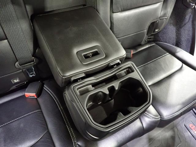 ジープ・ラングラーアンリミテッド サハラ　認定中古車保証１年付帯　Ａｐｐｌｅｃａｒｐｌａｙ　Ａｎｄｒｏｉｄａｕｔｏ　レザーシート　シートヒーター　ハンドルヒーター　ＥＴＣ２．０　ＬＥＤヘッドライト　バックカメラ　サイドカメラ（39枚目）