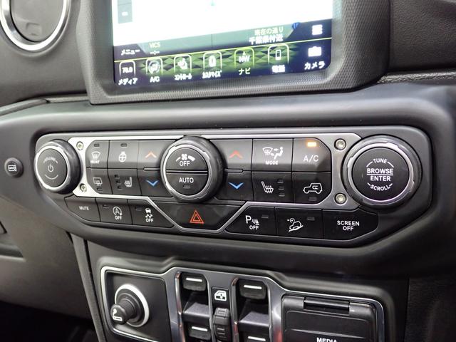 ジープ・ラングラーアンリミテッド サハラ　認定中古車保証１年付帯　Ａｐｐｌｅｃａｒｐｌａｙ　Ａｎｄｒｏｉｄａｕｔｏ　レザーシート　シートヒーター　ハンドルヒーター　ＥＴＣ２．０　ＬＥＤヘッドライト　バックカメラ　サイドカメラ（48枚目）