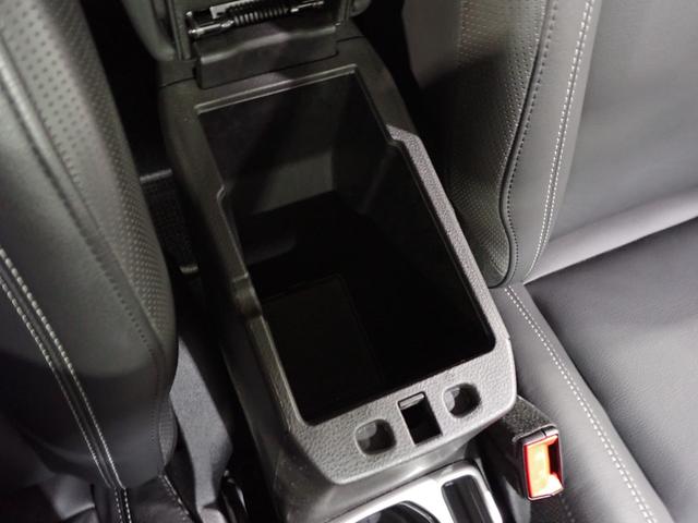 ジープ・レネゲード リミテッド　認定中古車保証付帯　レザーシート　シートヒーター　ハンドルヒーター　Ａｐｐｌｅ　ｃａｒ　ｐｌａｙ　ＡｎｄｒｉｄＡｕｔｏ　レーンキープアシスト　衝突軽減ブレーキ　バックカメラ　ＬＥＤヘッドライト（58枚目）