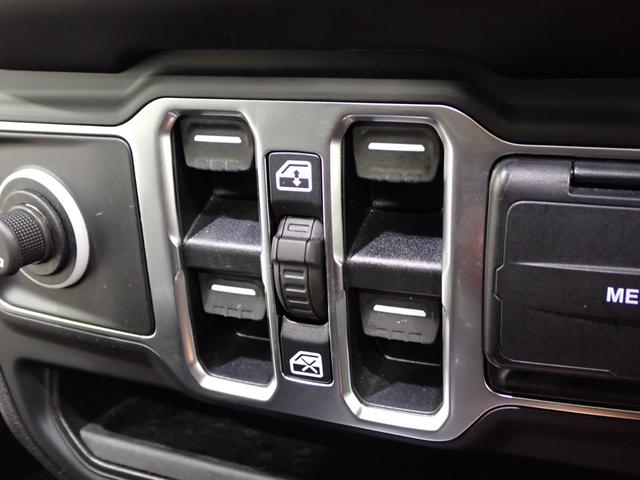 ジープ・ラングラーアンリミテッド スポーツ　認定中古車保証１年付帯　Ａｐｐｌｅｃａｒｐｌａｙ　Ａｎｄｒｏｉｄａｕｔｏ　レザーシート　シートヒーター　ハンドルヒーター　ＥＴＣ２．０　ＬＥＤヘッドライト　バックカメラ　サイドカメラ（52枚目）