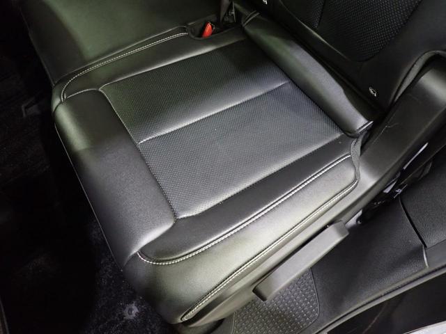 ジープ・グランドチェロキーL リミテッド 認定中古車保証1年付帯  シートヒーター ハンドルヒーター ベンチレーション 360度カメラ シートメモリー APPLEcarplay AndroidAuto Bluetooth(13枚目)