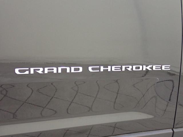 ジープ・グランドチェロキーL リミテッド 認定中古車保証1年付帯  シートヒーター ハンドルヒーター ベンチレーション 360度カメラ シートメモリー APPLEcarplay AndroidAuto Bluetooth(26枚目)