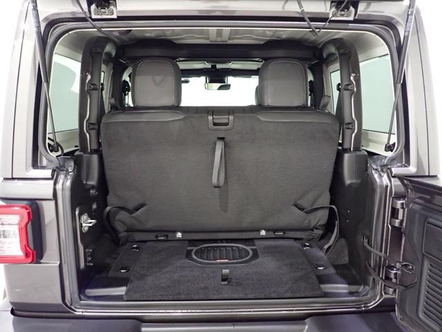 ジープ・ラングラー ８０ｔｈアニバーサリーエディション　認定中古車保証１年付帯　Ａｐｐｌｅｃａｒｐｌａｙ　Ａｎｄｒｏｉｄａｕｔｏ　レザーシート　シートヒーター　ハンドルヒーター　ＥＴＣ２．０　ＬＥＤヘッドライト　バックカメラ　サイドカメラ（33枚目）