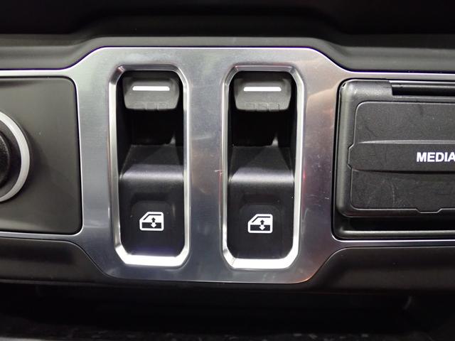 ジープ・ラングラー ８０ｔｈアニバーサリーエディション　認定中古車保証１年付帯　Ａｐｐｌｅｃａｒｐｌａｙ　Ａｎｄｒｏｉｄａｕｔｏ　レザーシート　シートヒーター　ハンドルヒーター　ＥＴＣ２．０　ＬＥＤヘッドライト　バックカメラ　サイドカメラ（53枚目）