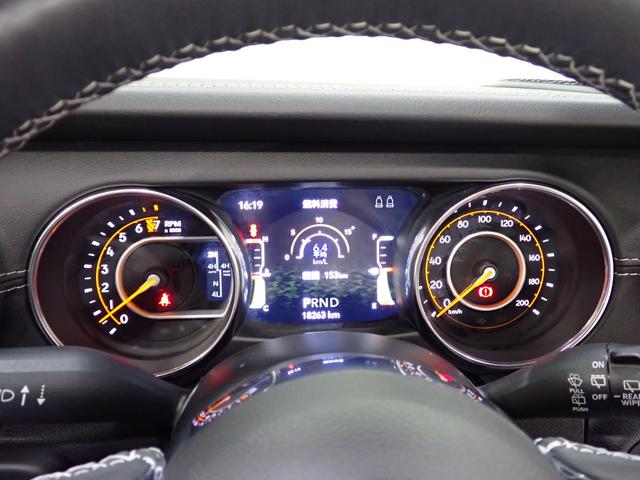 ジープ・ラングラー ８０ｔｈアニバーサリーエディション　認定中古車保証１年付帯　Ａｐｐｌｅｃａｒｐｌａｙ　Ａｎｄｒｏｉｄａｕｔｏ　レザーシート　シートヒーター　ハンドルヒーター　ＥＴＣ２．０　ＬＥＤヘッドライト　バックカメラ　サイドカメラ（61枚目）