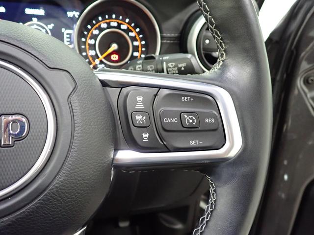 ジープ・ラングラー ８０ｔｈアニバーサリーエディション　認定中古車保証１年付帯　Ａｐｐｌｅｃａｒｐｌａｙ　Ａｎｄｒｏｉｄａｕｔｏ　レザーシート　シートヒーター　ハンドルヒーター　ＥＴＣ２．０　ＬＥＤヘッドライト　バックカメラ　サイドカメラ（63枚目）