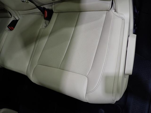 ジープ・グランドチェロキーL リミテッド 3列シート シートヒーター ハンドルヒーター ベンチレーション エアサス レザーシート360度カメラ シートメモリー APPLEcarplay AndroidAuto Bluetooth(13枚目)