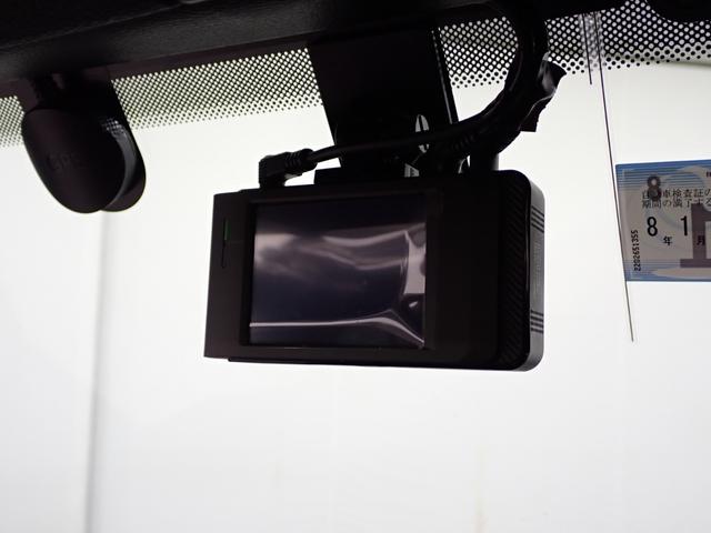 ジープ・ラングラーアンリミテッド サハラ　認定中古車保証１年付帯　Ａｐｐｌｅｃａｒｐｌａｙ　Ａｎｄｒｏｉｄａｕｔｏ　レザーシート　シートヒーター　ハンドルヒーター　ＥＴＣ２．０　ＬＥＤヘッドライト　バックカメラ　サイドカメラ（66枚目）