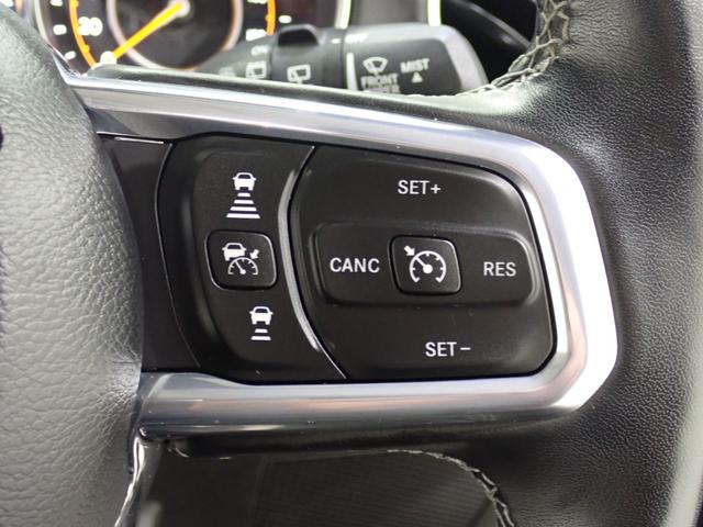 ジープ・ラングラーアンリミテッド サハラ　認定中古車保証１年付帯　Ａｐｐｌｅｃａｒｐｌａｙ　Ａｎｄｒｏｉｄａｕｔｏ　レザーシート　シートヒーター　ハンドルヒーター　ＥＴＣ２．０　ＬＥＤヘッドライト　バックカメラ　サイドカメラ（69枚目）