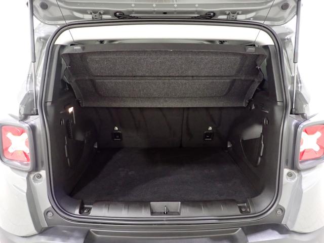 ジープ・レネゲード ナイトイーグル 認定中古車保証 ナイトイーグル スティンググレー 純正ブラックホイール AppleCarplay AndroidAuto ハロゲンヘッドライト(34枚目)