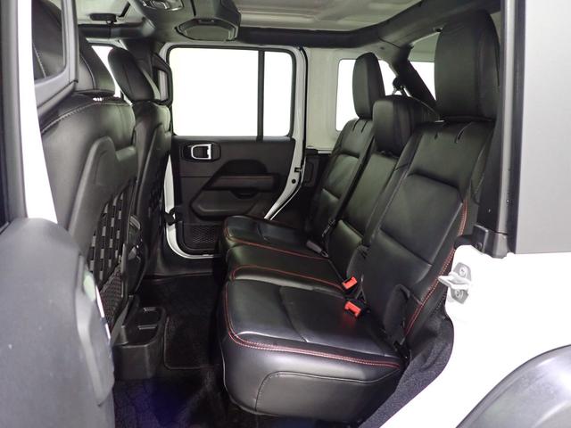 ジープ・ラングラーアンリミテッド ルビコン　認定中古車保証１年付帯　レザーシート　シートヒーター　Ａｐｐｌｅ　ｃａｒ　ｐｌａｙ　ＡｎｄｏｒｉｄＡｕｔｏ　Ｂｌｕｅｔｏｏｔｈ　ＬＥＤヘッドライト　デフロック　バックカメラ　アイドリングストップ（8枚目）