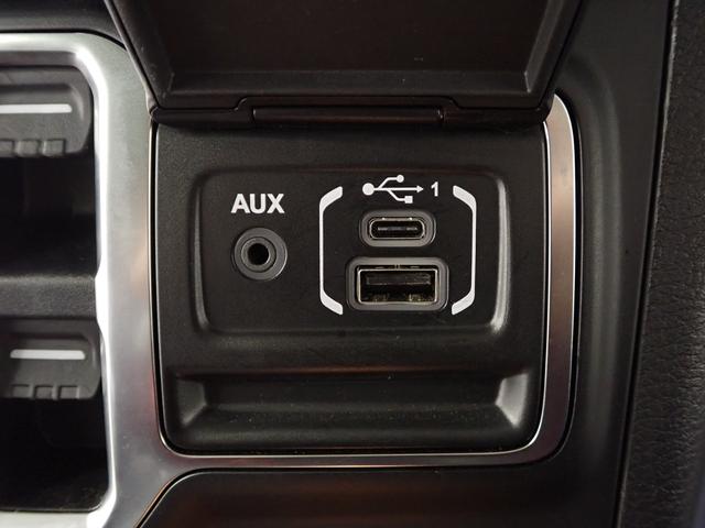 ジープ・ラングラーアンリミテッド ルビコン　認定中古車保証１年付帯　レザーシート　シートヒーター　Ａｐｐｌｅ　ｃａｒ　ｐｌａｙ　ＡｎｄｏｒｉｄＡｕｔｏ　Ｂｌｕｅｔｏｏｔｈ　ＬＥＤヘッドライト　デフロック　バックカメラ　アイドリングストップ（55枚目）