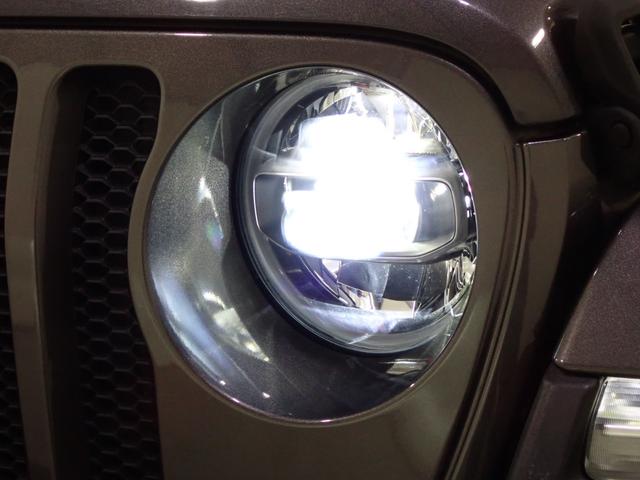 ジープ・ラングラーアンリミテッド サハラ　認定中古車保証１年付帯　レザーシート　シートヒーター　ハンドルヒーター　Ａｐｐｌｅ　ｃａｒ　ｐｌａｙ　ＡｎｄｏｒｉｄＡｕｔｏ　Ｂｌｕｅｔｏｏｔｈ　ＬＥＤヘッドライト　ＥＴＣ２．０　サイドステップ付き（3枚目）