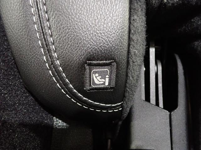 ジープ・ラングラーアンリミテッド サハラ　認定中古車保証１年付帯　レザーシート　シートヒーター　ハンドルヒーター　Ａｐｐｌｅ　ｃａｒ　ｐｌａｙ　ＡｎｄｏｒｉｄＡｕｔｏ　Ｂｌｕｅｔｏｏｔｈ　ＬＥＤヘッドライト　ＥＴＣ２．０　サイドステップ付き（32枚目）